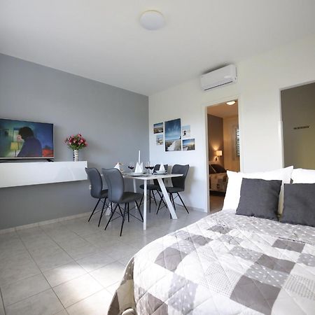 Scenic Holiday Home In Bibinje Near Sea Zewnętrze zdjęcie