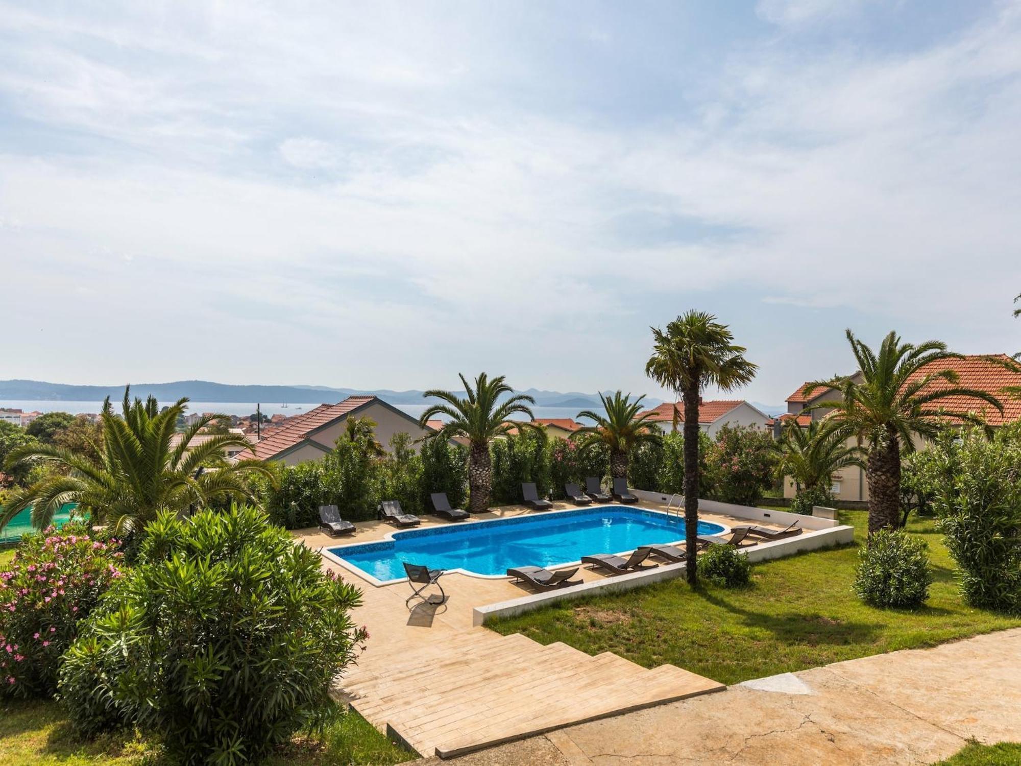 Scenic Holiday Home In Bibinje Near Sea Zewnętrze zdjęcie